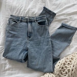 Stradivarius light wash jeans